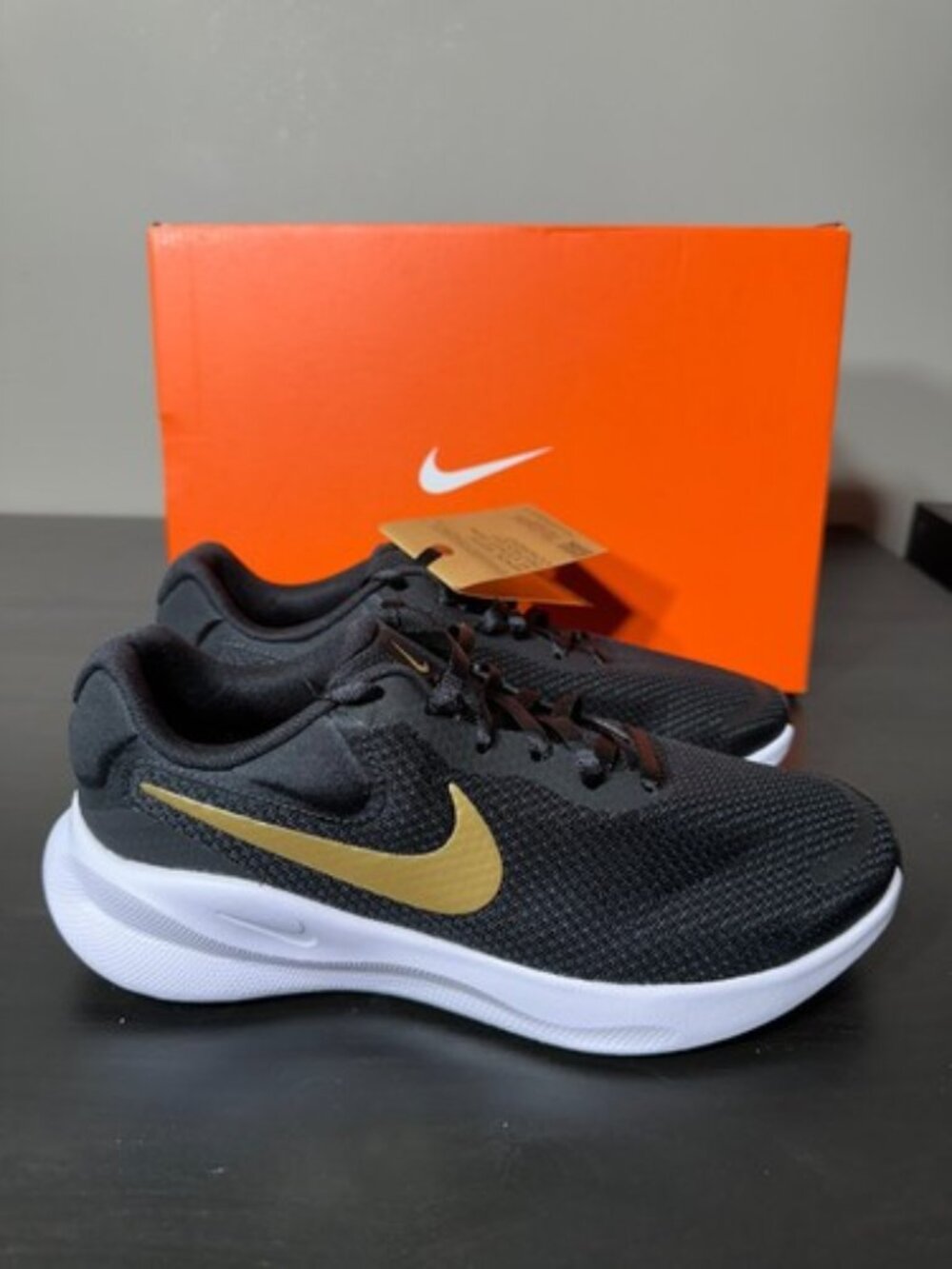 Gold and Black Nike 9.5 Shoe Sneaker WIDE Women's
